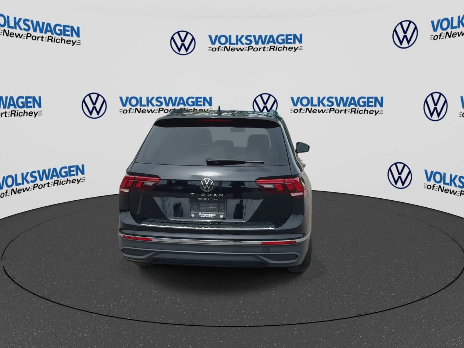 Used 2024 Volkswagen Tiguan S FWD image 7