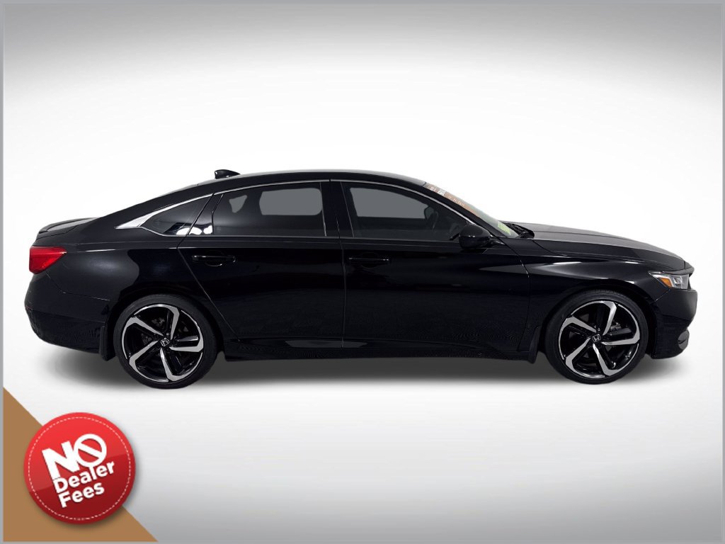 Used 2018 Honda Accord Sport image 2