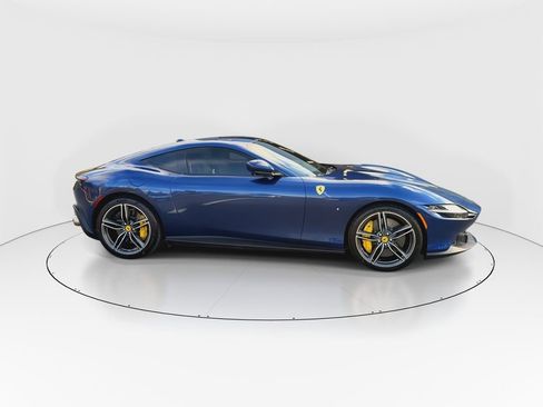 Used 2023 Ferrari Roma image 9