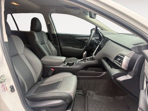 Used 2020 Subaru Outback Onyx Edition XT image 8