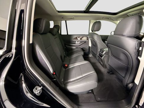 New 2026 Mercedes-Benz GLS 450 4MATIC image 23