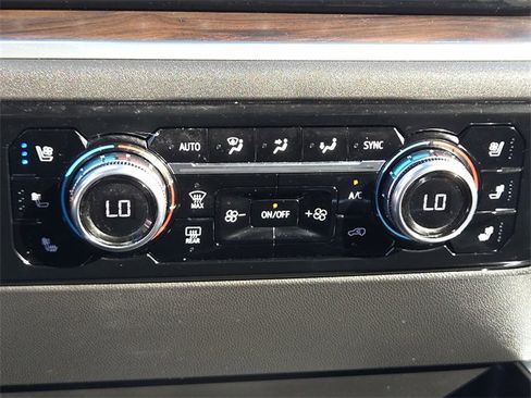 Used 2022 GMC Sierra 1500 SLT image 22