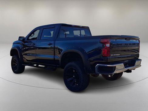 Used 2021 Chevrolet Silverado 1500 LT image 7