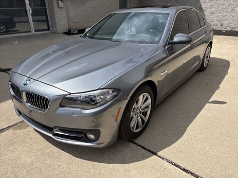 Used 2016 BMW 528i xDrive Sedan AWD/4WD image 1