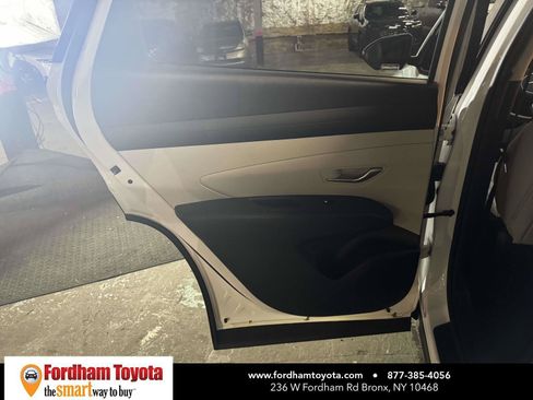 Used 2025 Hyundai Tucson SEL AWD/4WD image 11