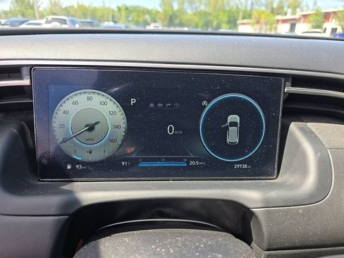 Used 2023 Hyundai Tucson Limited FWD image 15