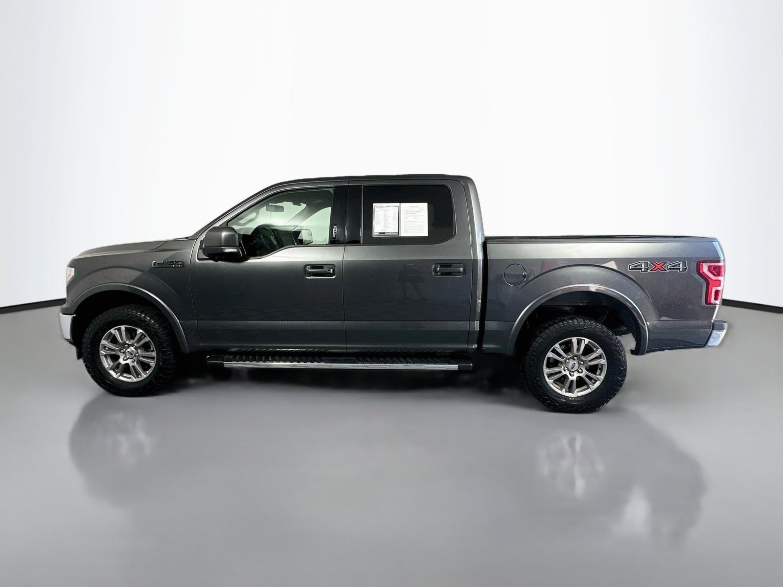 Used 2020 Ford F150 XLT w/ Equipment Group 302A Luxury AWD/4WD image 4