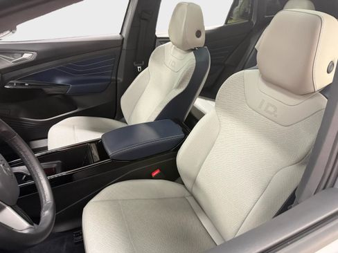 Certified 2025 Volkswagen ID.4 Pro S AWD/4WD image 3