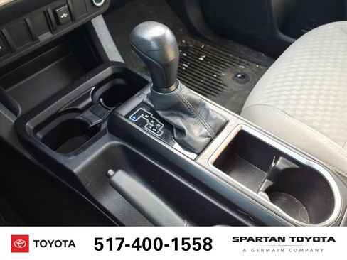 Used 2022 Toyota Tacoma SR image 21