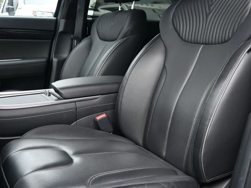 Used 2025 Hyundai Palisade Calligraphy image 18