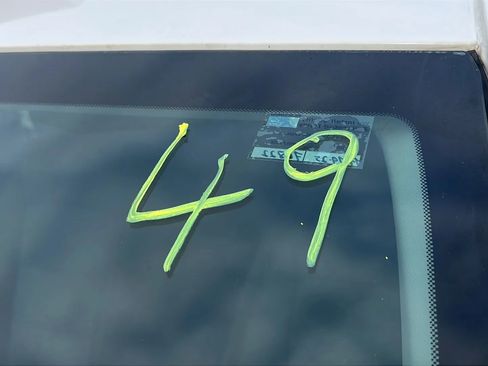 Used 2019 Chevrolet Equinox LT w/ LPO, Cargo Package image 33