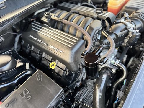 Used 2016 Dodge Challenger R/T Scat Pack w/ Leather Interior Group image 37