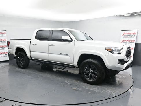 Used 2023 Toyota Tacoma SR5 image 2
