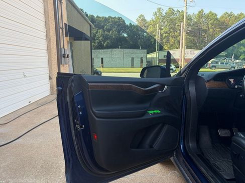 Used 2021 Tesla Model X AWD/4WD image 24