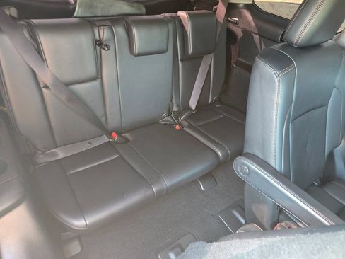 Certified 2019 Toyota Highlander XLE AWD/4WD image 22