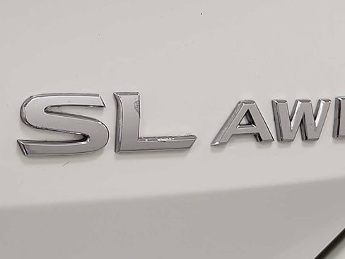 Used 2019 Nissan Rogue SL w/ Premium Package image 29