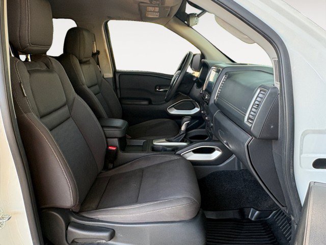 Used 2024 Nissan Frontier SV w/ Technology Package RWD image 14