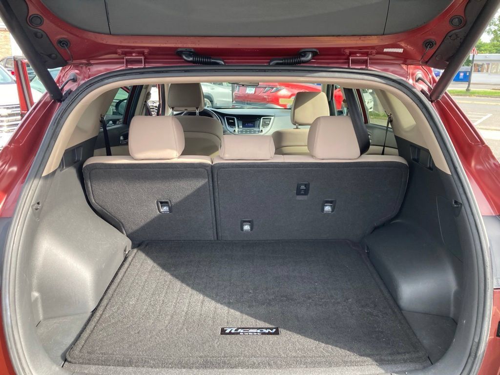 Used 2016 Hyundai Tucson Sport FWD image 32