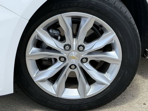 Used 2024 Chevrolet Malibu LT FWD image 8