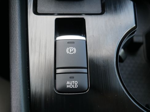 Certified 2023 Nissan Rogue SV AWD/4WD image 31