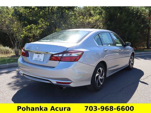 Used 2017 Honda Accord LX image 7