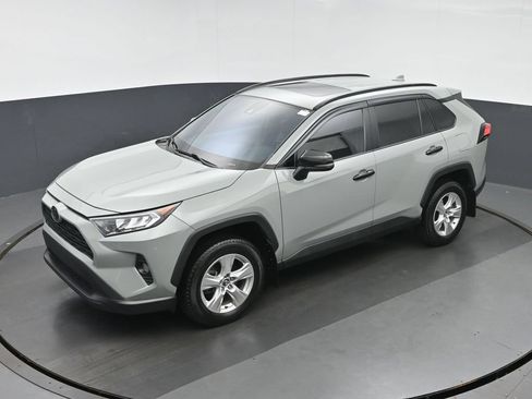 Used 2020 Toyota RAV4 XLE w/ Convenience Package AWD/4WD image 14