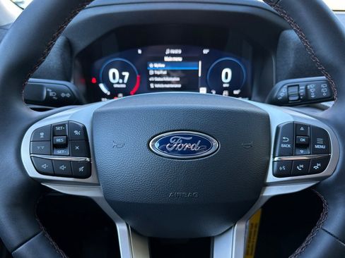 New 2026 Ford Explorer Active w/ Active Comfort Package image 24