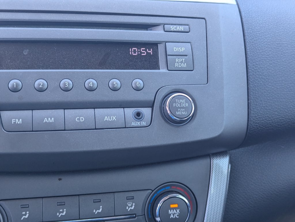 Used 2014 Nissan Sentra SR FWD image 19