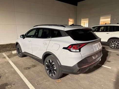 Certified 2023 Kia Sportage X-Line image 3