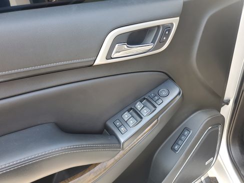 Used 2018 GMC Yukon XL Denali w/ Denali Ultimate Package RWD image 10