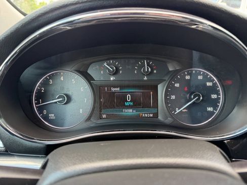 Used 2018 Buick Encore Sport Touring AWD/4WD image 13