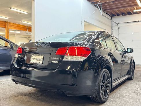 Used 2013 Subaru Legacy 2.5i Premium image 6