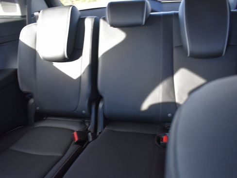 Used 2024 Honda Odyssey Elite image 10