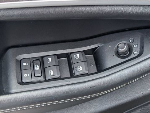 Used 2023 Jeep Grand Cherokee L Limited RWD image 18