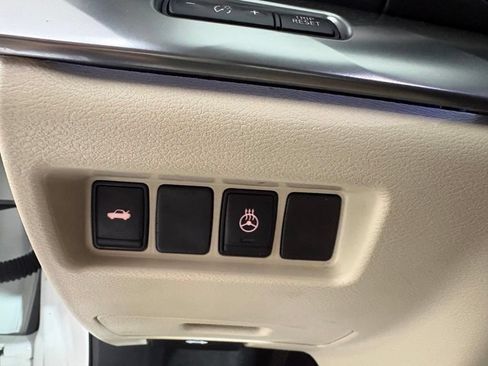 Used 2020 Nissan Maxima 3.5 SL w/ Floor Mat Group FWD image 16