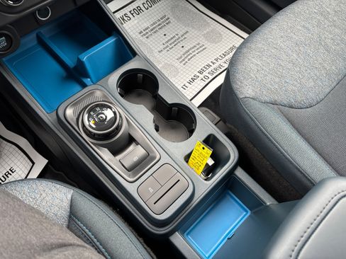 New 2025 Ford Maverick XLT w/ XLT Luxury Package image 10