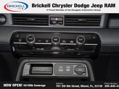 Used 2025 Honda Pilot Touring image 32