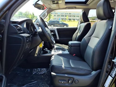 Used 2014 Toyota 4Runner SR5 Premium AWD/4WD image 17