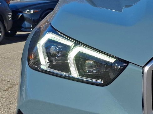 Used 2025 BMW X1 xDrive28i w/ Technology Package image 9