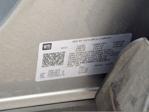 Certified 2024 Chevrolet Trax LT w/ Driver Confidence Package image 35