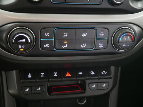 Used 2022 Chevrolet Colorado ZR2 image 23