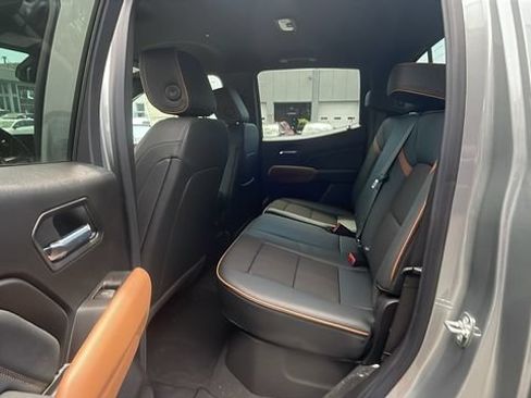 New 2026 GMC Canyon AT4 AWD/4WD image 23