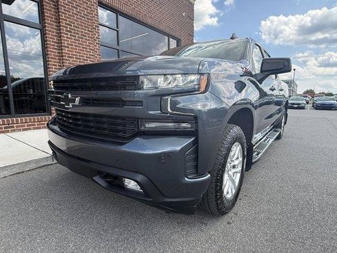 Used 2022 Chevrolet Silverado 1500 RST AWD/4WD image 11