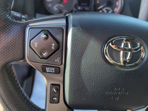 Certified 2019 Toyota Tacoma TRD Sport image 19