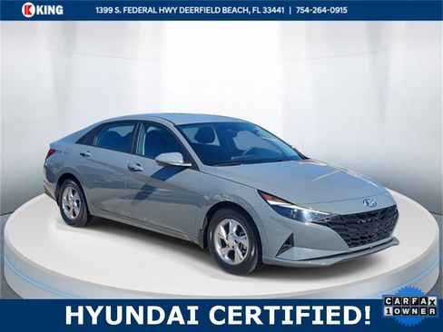 Certified 2022 Hyundai Elantra SE image 1