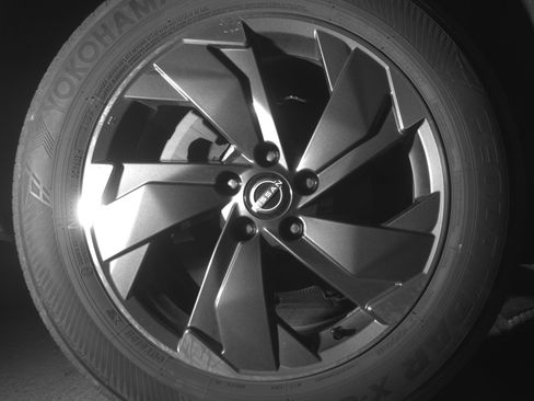 Used 2025 Nissan Rogue SV AWD/4WD image 15