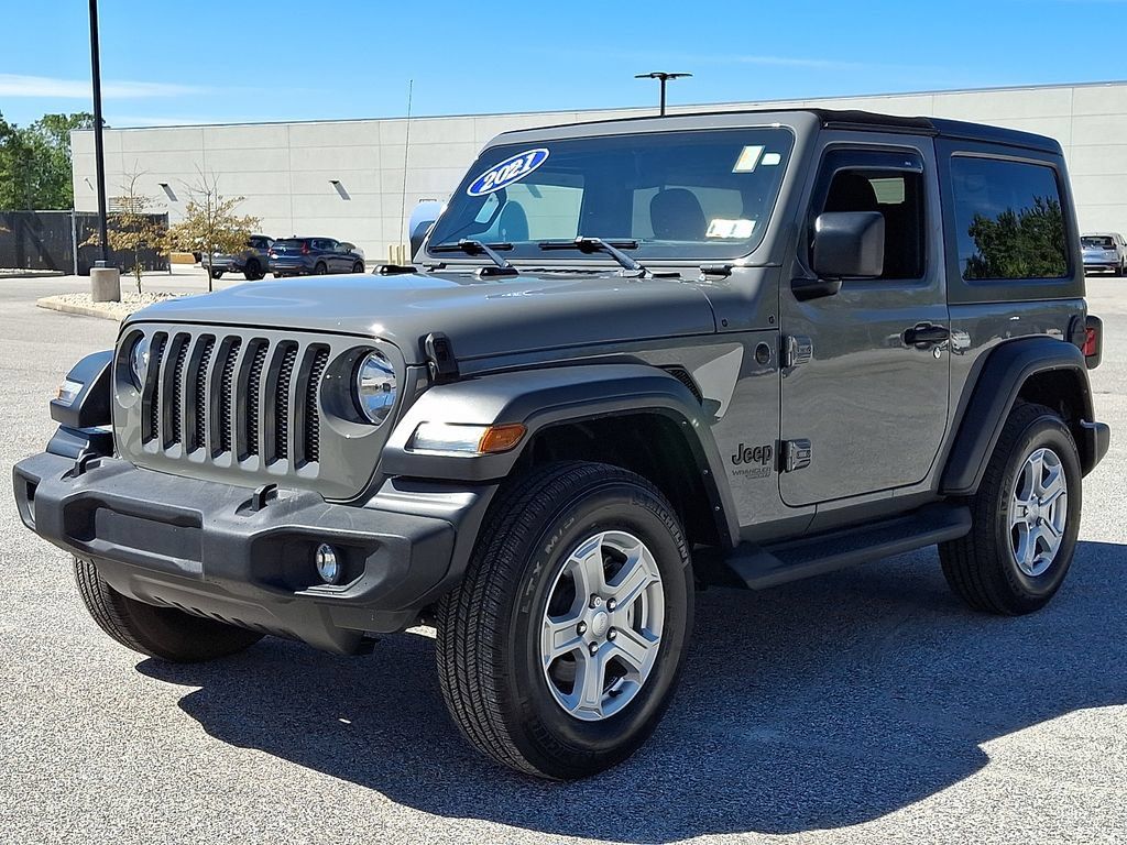 Used 2021 Jeep Wrangler Sport AWD/4WD image 6