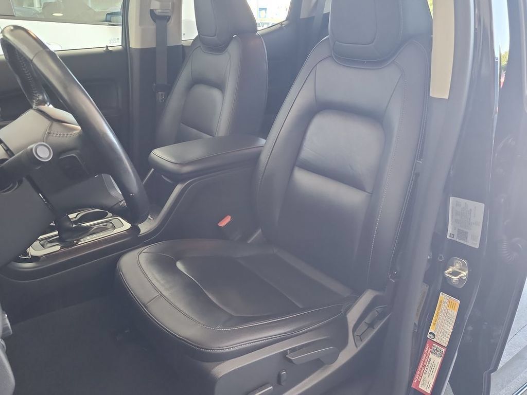 Certified 2020 GMC Canyon SLT w/ Trailering Package AWD/4WD image 18