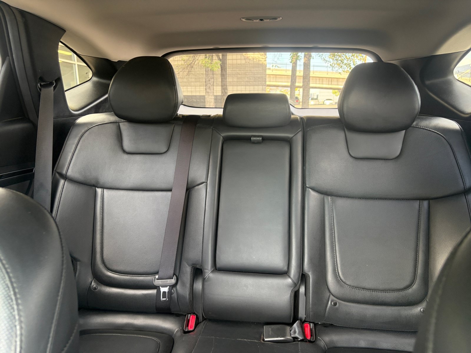 Used 2023 Hyundai Tucson Limited AWD/4WD image 34