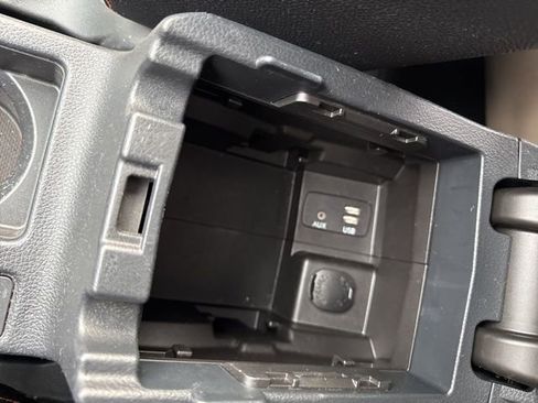 Used 2016 Subaru Crosstrek 2.0i Limited image 23